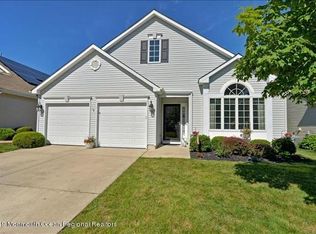 47 Medinah Ct, Jackson, NJ 08527