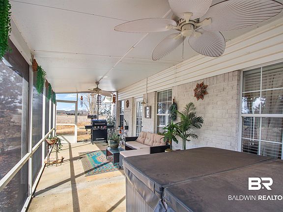 4th image of 2692 Hampton Park Cir