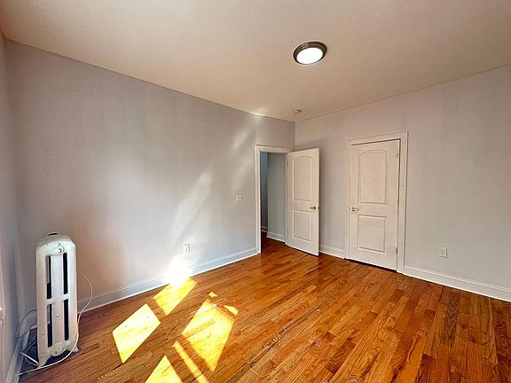 3rd image of 565 Bergen Ave #33E