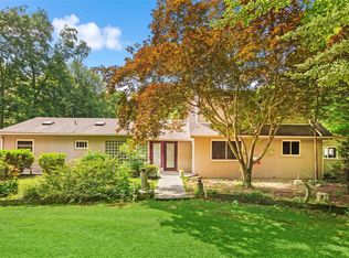 10 Eagle Drive, Ridge, NY 11961