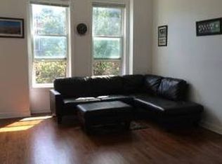 2028 W Armitage Ave APT 2F, Chicago, IL 60647