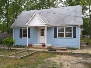 188 Roosevelt Ave, Howell, NJ 07731