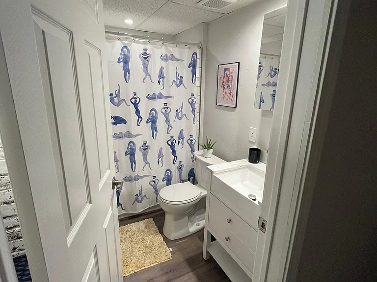 428 William St #2 — Photo 10
