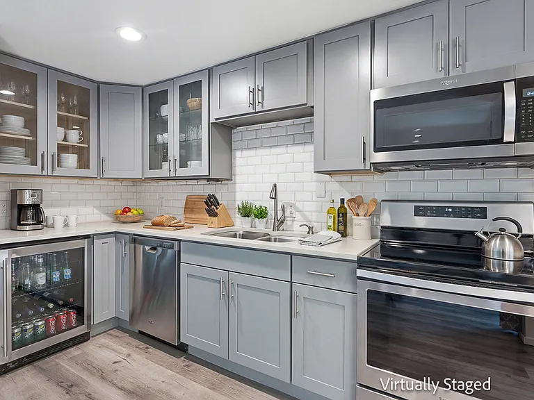 2626 E Madison St #1 — Photo 13