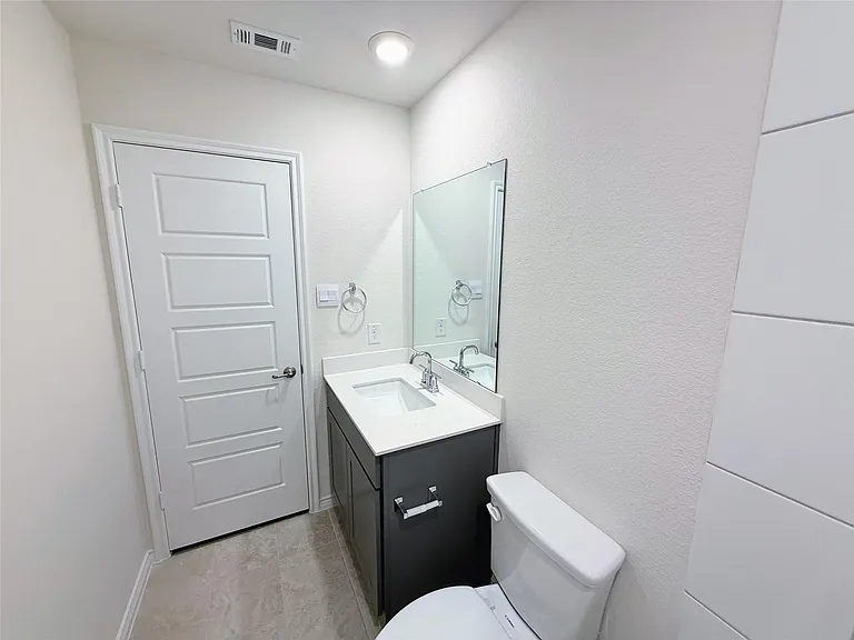 6233 Lassen Ct — Photo 10