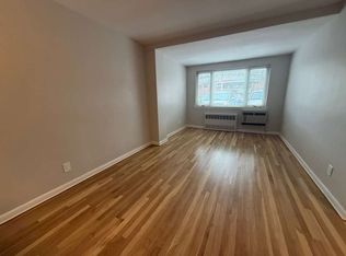 6238 69th Pl #1F, Middle Village, NY 11379