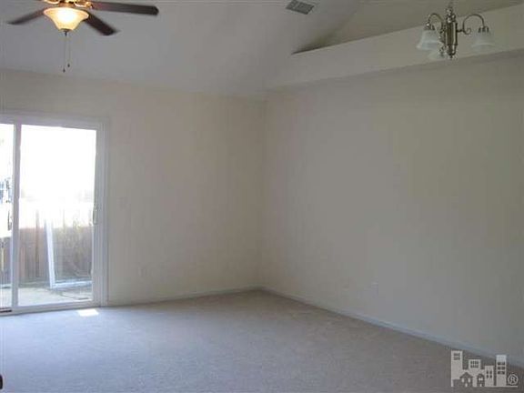 2nd image of 138 Lincoln Place Cir