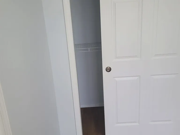 1418 Laguna Ct NE — Photo 5
