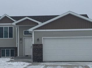 1122 31st Ave W, West Fargo, ND 58078