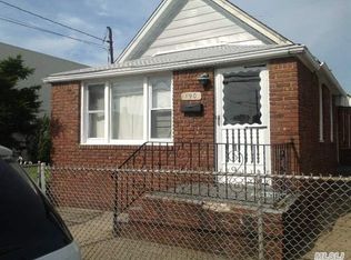 190 Meacham Ave, Elmont, NY 11003