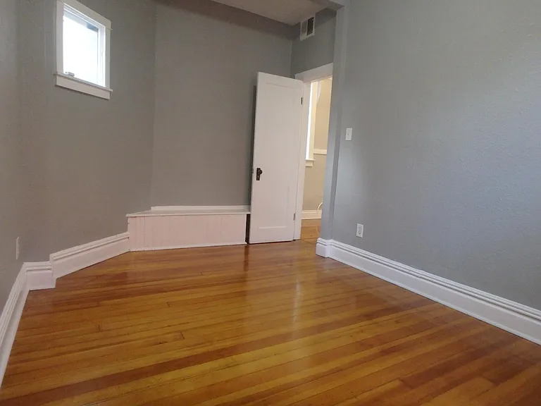 3704 Walnut St — Photo 10