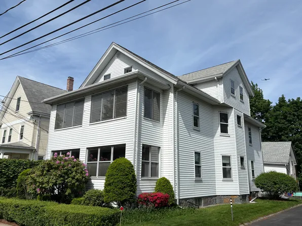 82 Granite Pl APT 2, Milton, MA 02186