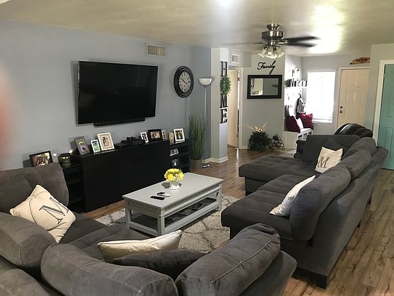 4th image of 5515 W Elgin St