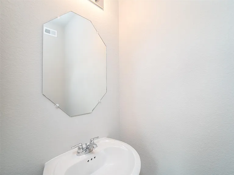 3542 Vivaldi Dr — Photo 10