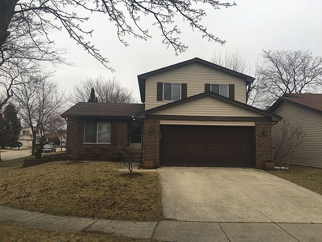 1st image of 2366 Sunnydale Dr