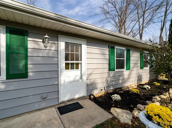 6884 Coffin Station Rd, Urbana, OH 43078