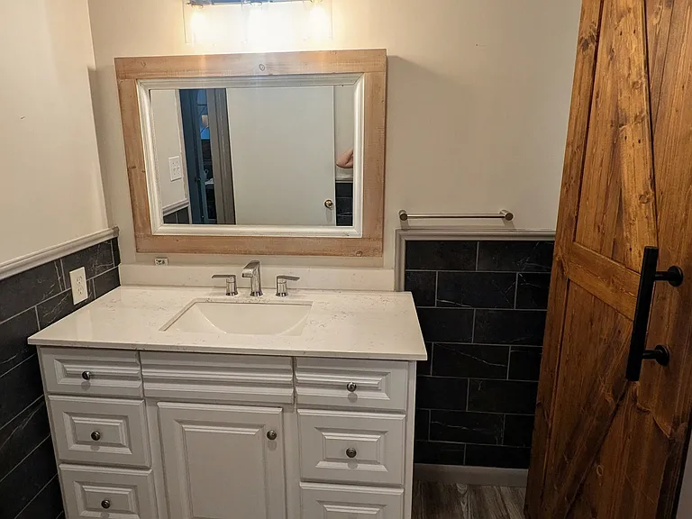 751 Lawrence Blvd — Photo 18