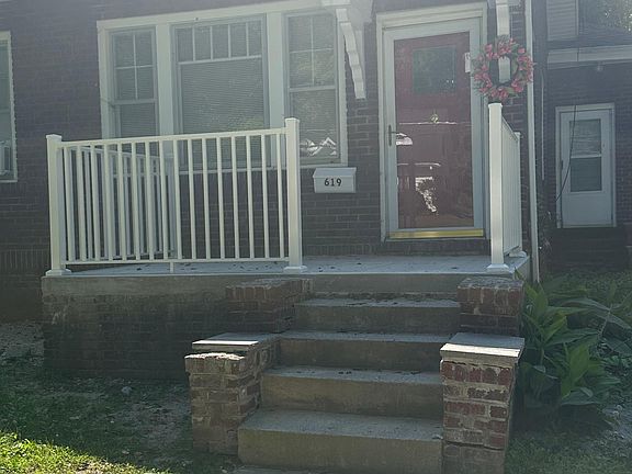 3rd image of 619 Willow St
