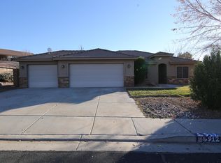 912 N Rolling Hills Rd, Washington, UT 84780