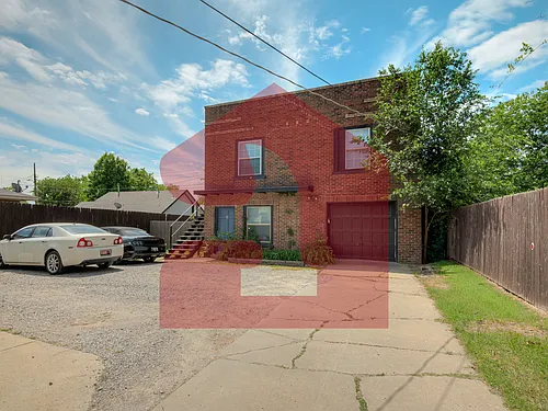 704 NW 92nd St #B Photo 1