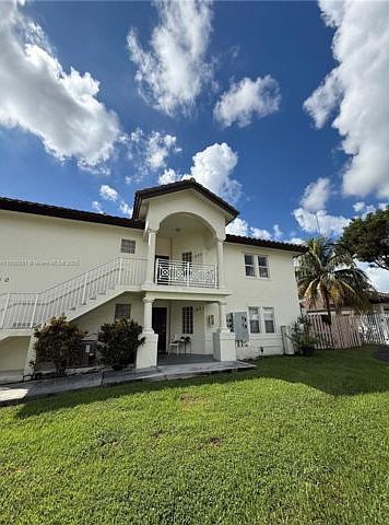 1st image of 8840 NW 111th Ave
