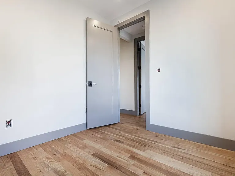 846 Monroe St #3B — Photo 12