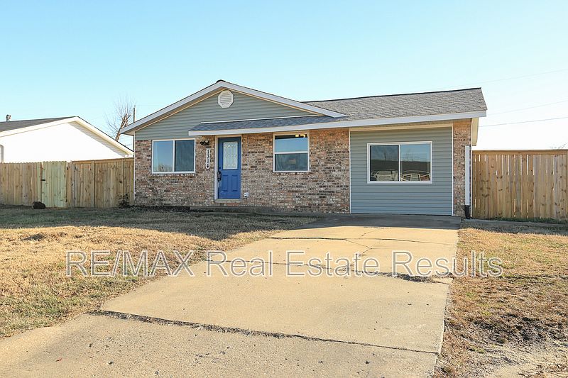 1st image of 1314 W Margaret Pl