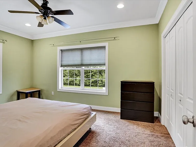 478 Barbara Dr — Photo 20