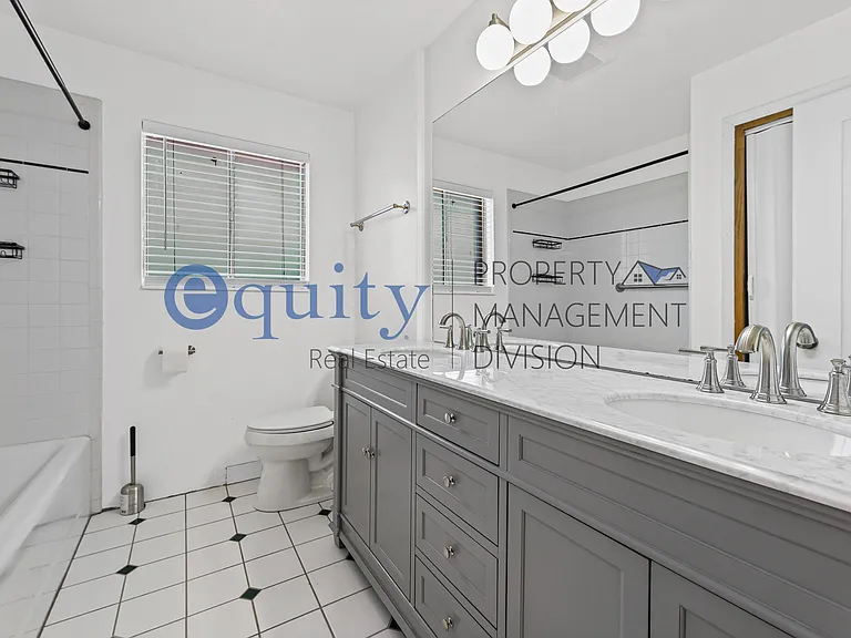 8894 S 540 E — Photo 12