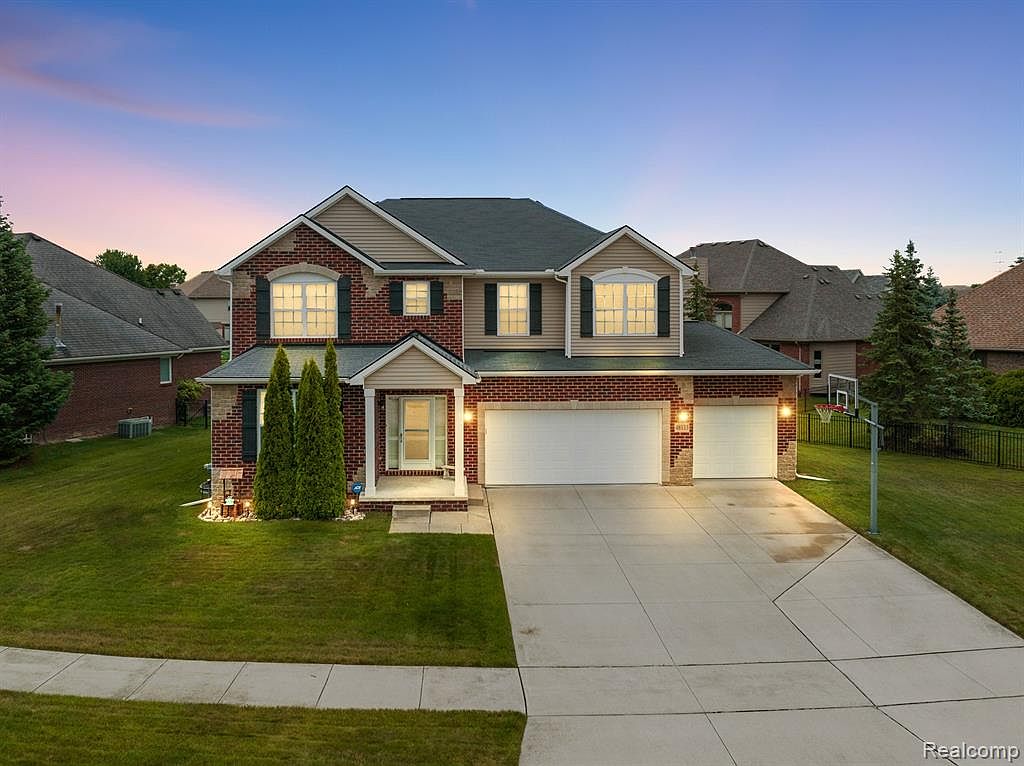 48133 Ellington Dr, MI 48044 Zillow