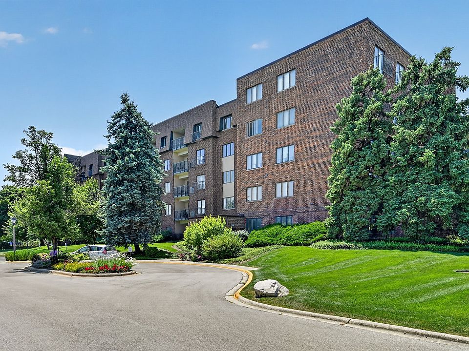 1st image of 453 Raintree Dr Unit 5G