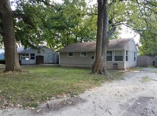 1407 Joanne Ln, Champaign, IL