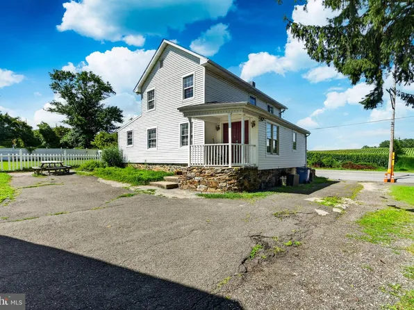 1140 N Middletown Rd, Media, PA 19063