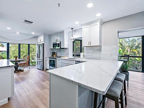 5th image of 17137 Waterbend Drive #201
