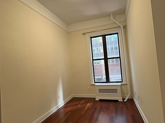 5th image of 115 W 57th St APT 3F