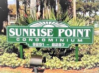 8281 SW 128th St APT 104, Pinecrest, FL 33156