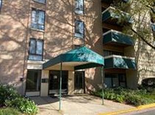 6145 Leesburg Pike APT 307, Falls Church, VA 22041