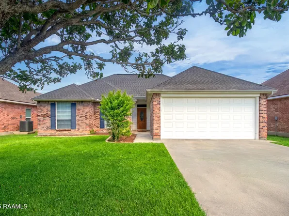 105 Wildflower Ln, Lafayette, LA 70506