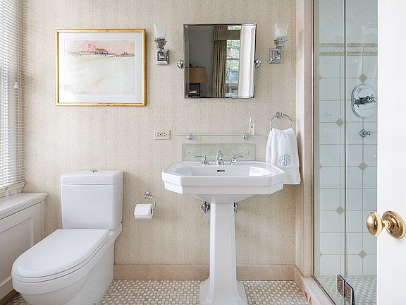 4th image of 563 Park Ave APT 2W