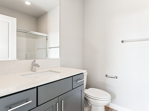 Images are of Robin Plan, Selections and Colors May Vary. See Site Agent for Details.