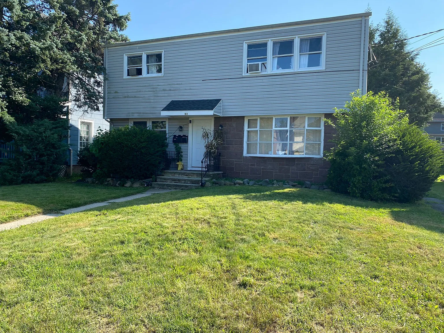 93 Euclid Ave - 3 — Photo 1
