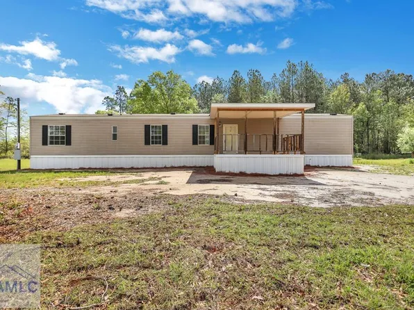 124 Victoria Dr, Odum, GA 31555