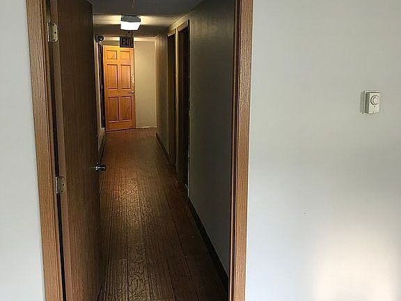 5th image of 600 W 2nd St