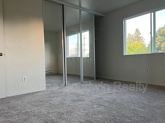 5th image of 328 Vallejo St Front 328