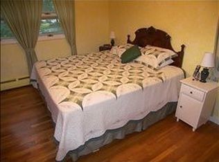 34 Hillside Ter, Merrimack, NH 03054