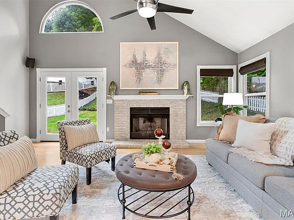 5th image of 1843 Strawberry Ridge Dr