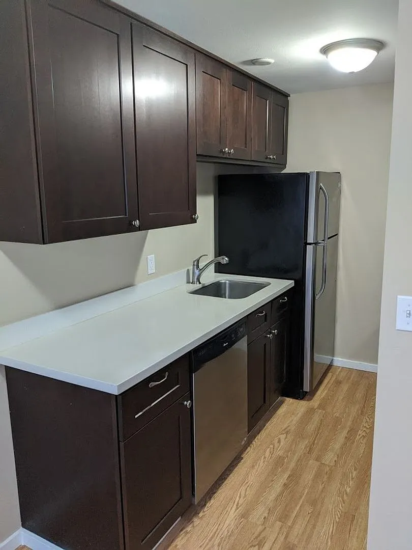 Kacee Apartments — Photo 2