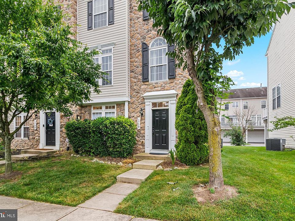 1st image of 1750 Theale Way