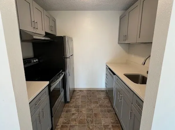 2bed/2bath with dishwasher, 7501 6th Ave NW APT 101, Seattle, WA 98117