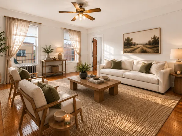 688 Manhattan Avenue image 1 of 5